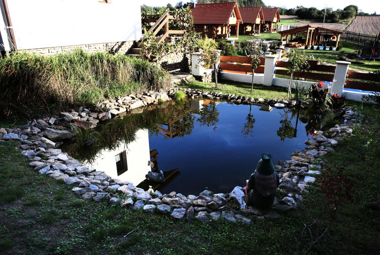 Na Samote Ve Srubu Villa Plzeň Dış mekan fotoğraf